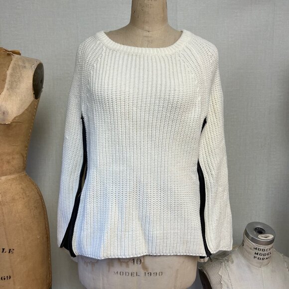 Nasty Gal Jackets & Blazers - EUC Worn Once Nasty Gal Knit Sweater Faux Leather Trim Cape Medium